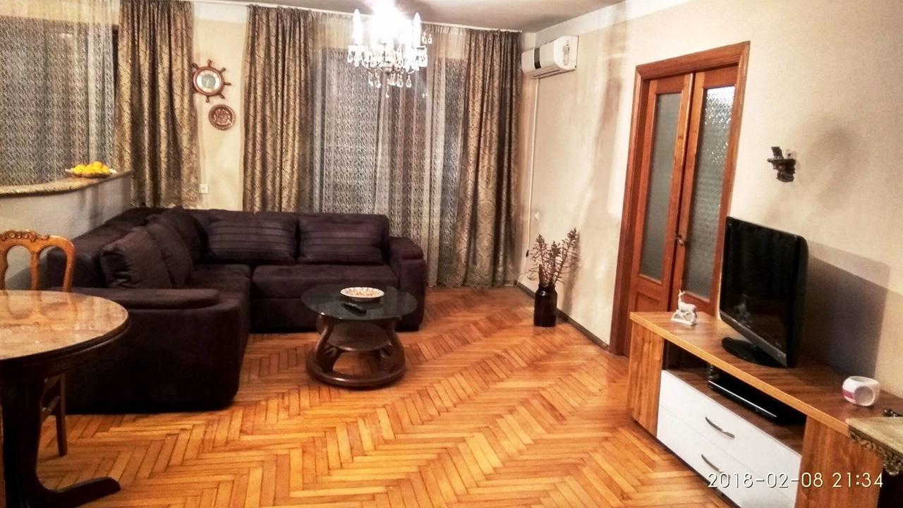 باتومي Apartment K. Gamsakhurdia St. المظهر الخارجي الصورة